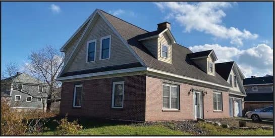 Brick and shingle magnet house